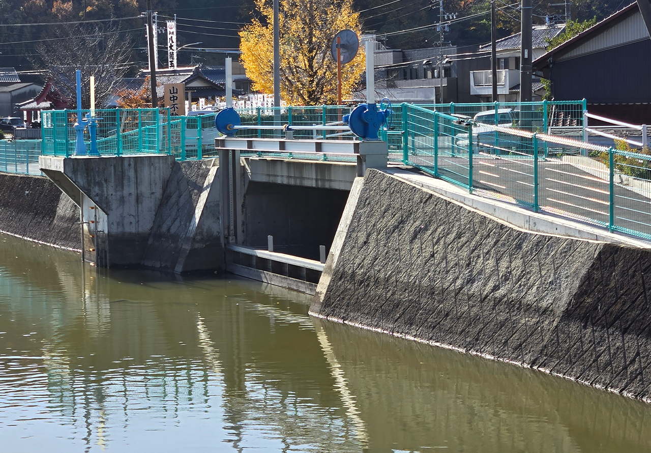山の前1号雨水調整池築造工事の写真